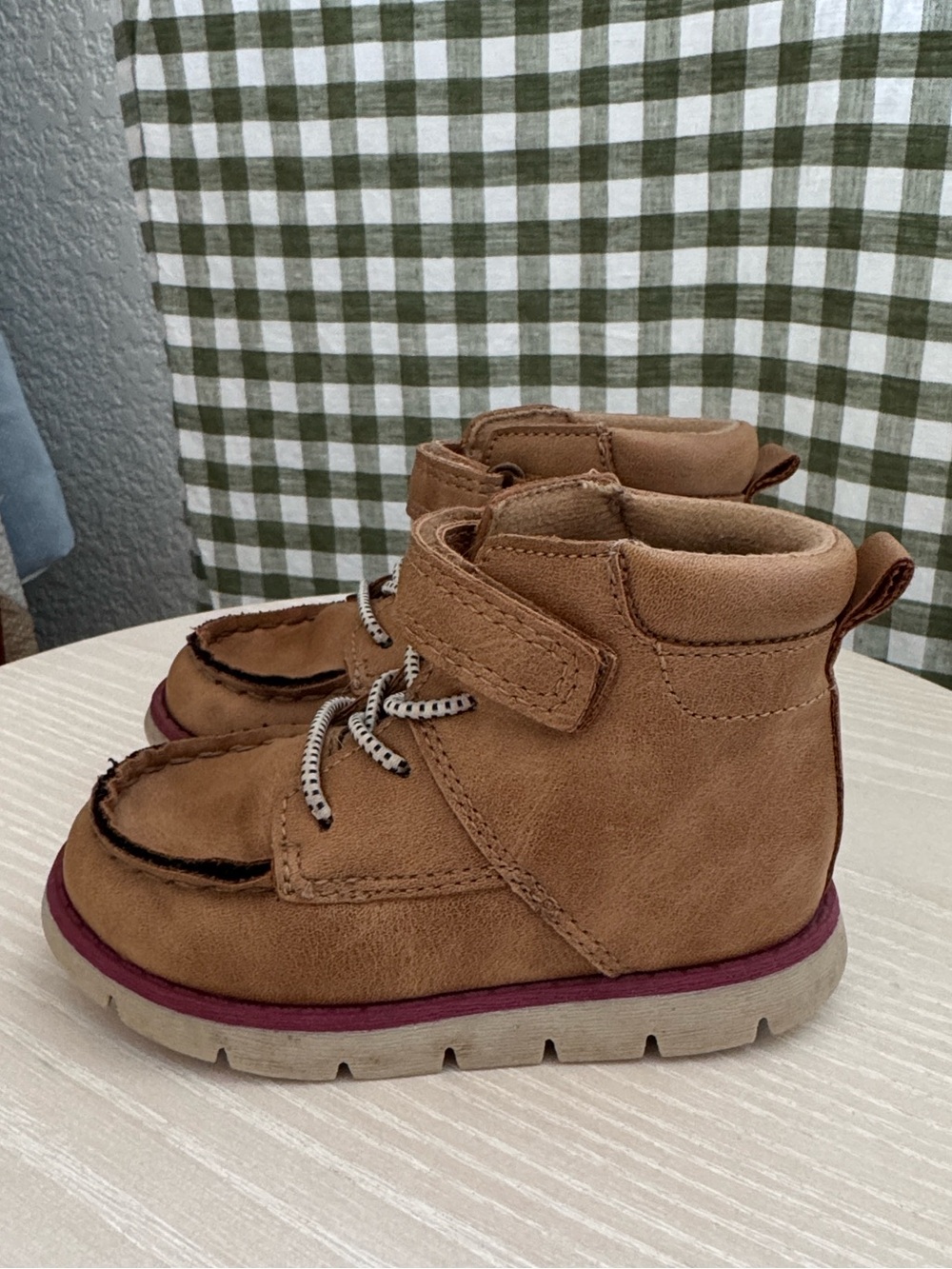 OshKosh Toddler Boot 6M
